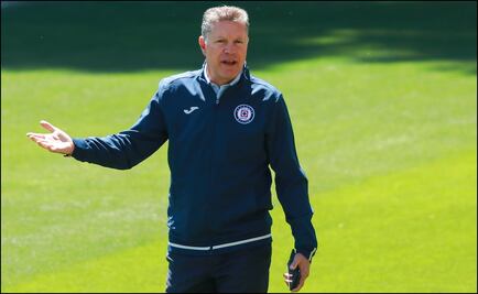 Cruz Azul en epidemia, pero Peláez no da pretextos