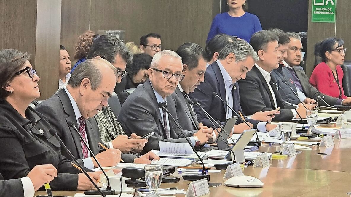 El secretario de Finanzas del Estado de México, Oscar Flores Jiménez, señaló que se impulsarán diversas obras de transporte masivo. Foto: Especial