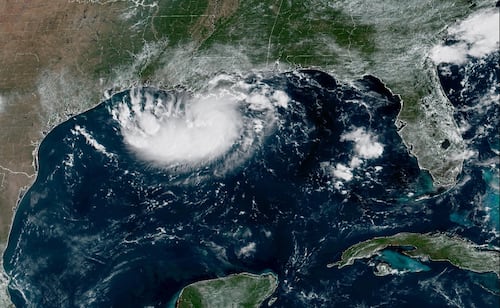 Tormenta "Edouard" se fortalece rumbo a Texas y Luisiana; puede tomar fuerza de huracán en el Atlántico