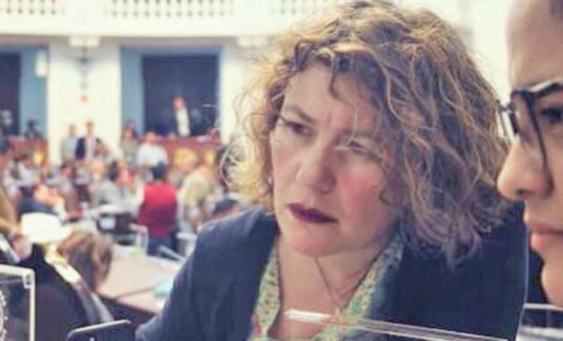 La diputada de Morena Paula Soto (izq.) preside la Comisión de Igualdad de Género en el Congreso de la Ciudad de México. (ARCHIVO EL UNIVERSAL)