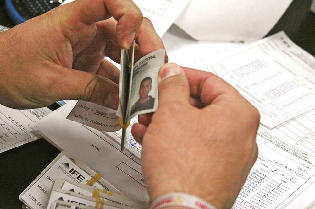El INE se encuentra investigando quién pudo haber filtrado el listado nominal. Foto: Archivo/EL UNIVERSAL