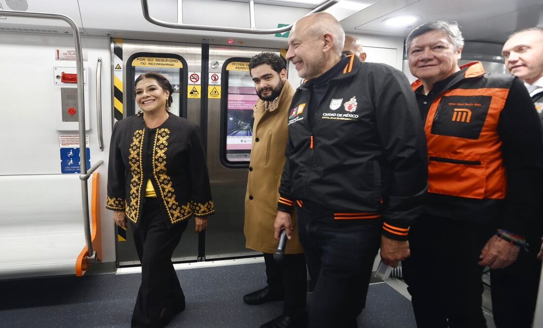 La jefa de Gobierno, Clara Brugada realiza un recorrido por la Línea 1 del Metro de la estación Juanacatlán a Observatorio. Fotos: Berenice Fregoso El universal