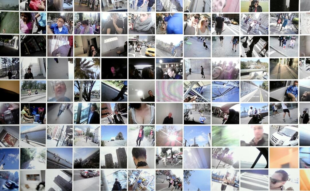 La exposición "Infosphere" deja al desnudo la perspectiva del arte en la era de la revolución digital a través de 35 piezas.