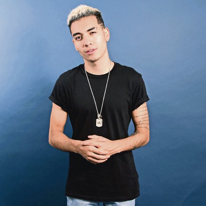 El cantante de 23 años ha hecho tv, teatro y cine. CARLOS MEJIA. EL UNIVERSAL