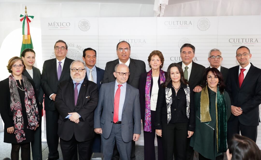 De los nombramientos que María Cristina García Cepeda dio a conocer en la Secretaría de Cultura, cuatro fueron designados por el presidente Enrique Peña Nieto. 