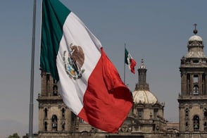 Banxico sube previsión del PIB para 2026 a 1.6%