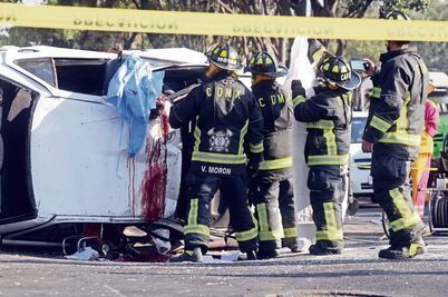 Vuelca auto en Fco. del Paso y muere chofer