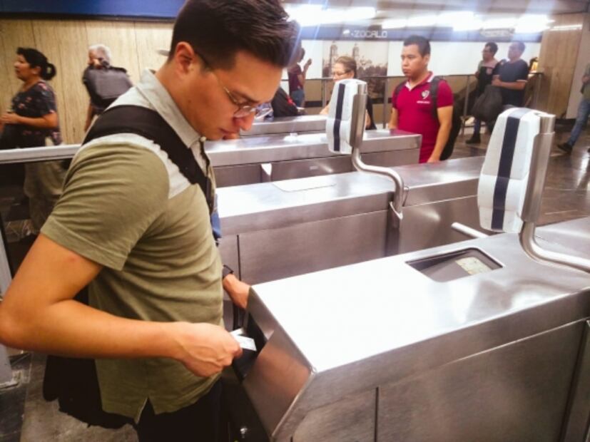 Los amantes de los objetos del Metro