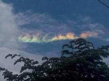 Arcoíris de fuego 'enciende' el cielo de Perú