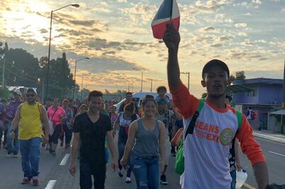 Hondureños avanzan hacia Tapachula; PF instala retén