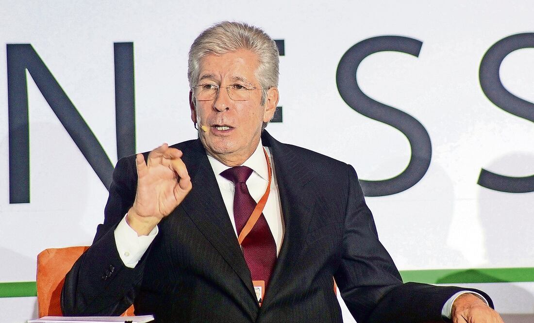 Gerardo Ruiz Esparza, titular de la Secretaria de a Comunicaciones y Transportes (Foto: Archivo)