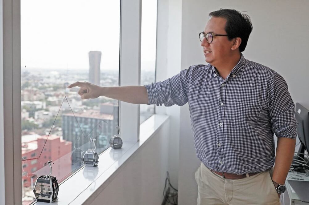 Pável Sosa, titular de Órgano Regulador de Transporte, informó que se continúa con la asignación de predios para las estaciones de la L1 en GAM. Foto/DIEGO SIMÓN. EL UNIVERSAL