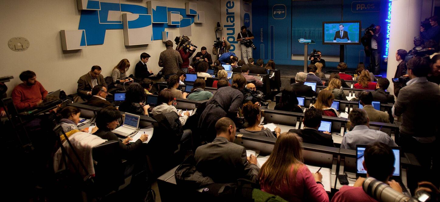 Presentan red de periodistas