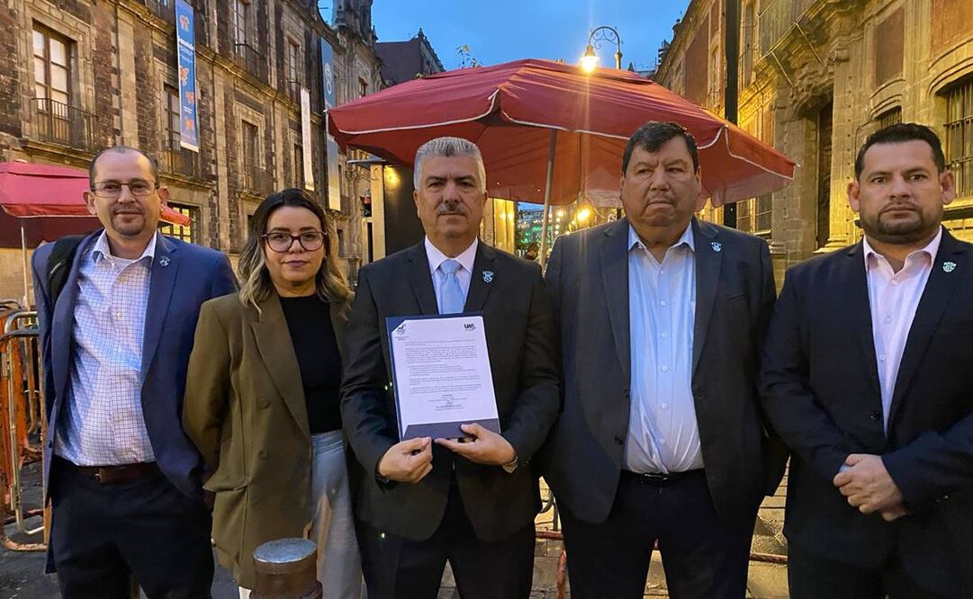 Candelario Ortíz Bueno, nuevo encargado de despacho de la Rectoría de la Universidad Autónoma de Sinaloa (UAS), acudió a Palacio Nacional el 7 de octubre. Foto: Especial