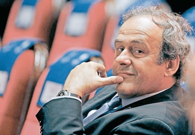 Michel Platini presenta demanda en caso FIFA