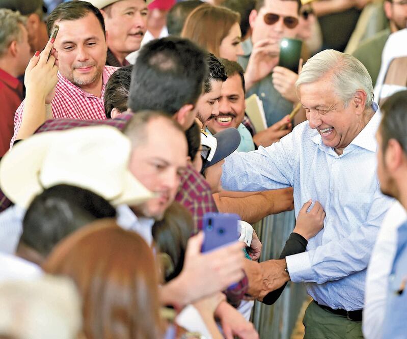 Sobre los feminicidios, el presidente Andrés Manuel López Obrador aseveró que da buen ejemplo como gobernante para acabar con la violencia contra las mujeres. Foto: PRESIDENCIA