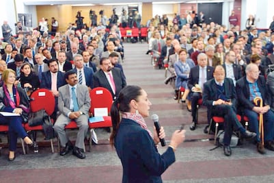 Impulsa Sheinbaum regular bicis sin anclaje y mototaxis