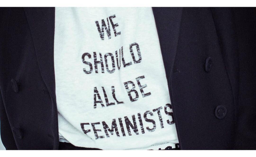 La blusa de Dior que se convirtió en estandarte del feminismo