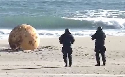 "¿Llegó Gokú?"; bola gigante aparece en playa de Japón y desconcierta a las autoridades