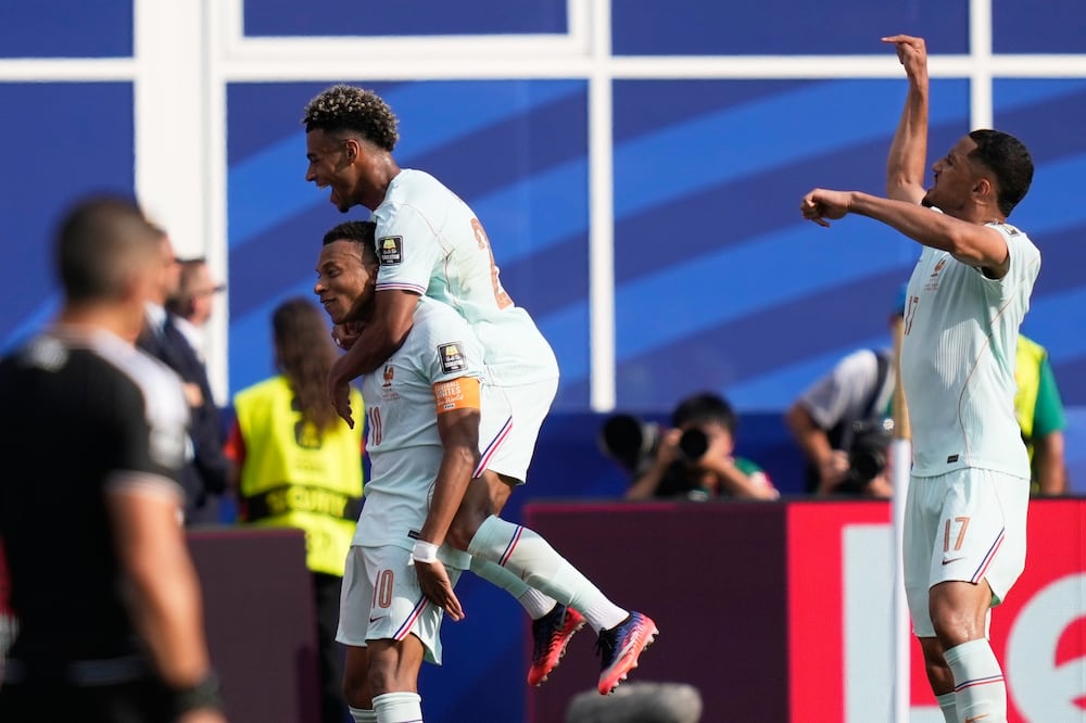 Kylian Mbappé festeja su gol / Foto: AP