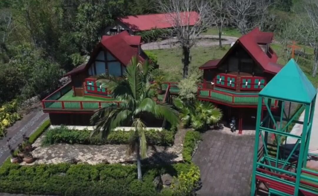 El gobernador Miguel Ángel Yunes detalló que el rancho está a nombre de Miguel Bermúdez Zurita, hermano del ex secretario de la SSP, aunque anteriormente estuvo a nombre de sus padres. Foto: Tomada de video