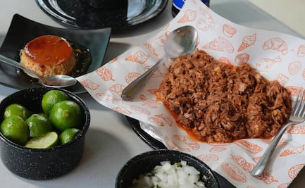 Cuatro de Barrio: el restaurante mexicano que sirve quesabirrias, birriamen, ensaladas, y hasta cereal con leche