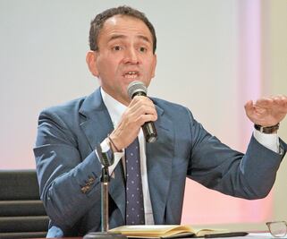 Rebrote del Covid-19, el mayor riesgo para economía: Herrera