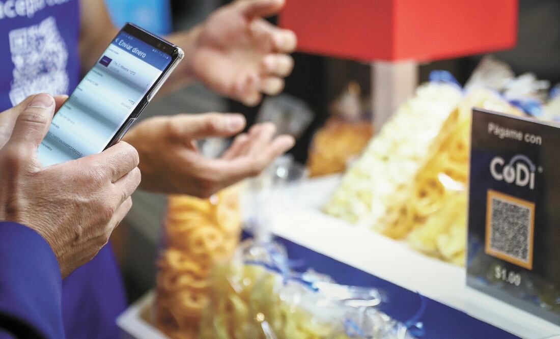 En promedio, los usuarios de CoDi hacen transacciones por 576 pesos. Por banco, CitiBanamex tiene el mayor monto de operaciones. ARCHIVO EL UNIVERSAL