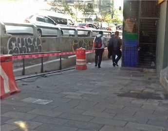 Retiran puestos ambulantes de Glorieta de Insurgentes