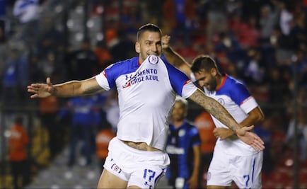 Cruz Azul vence a Querétaro y se acerca a las semifinales