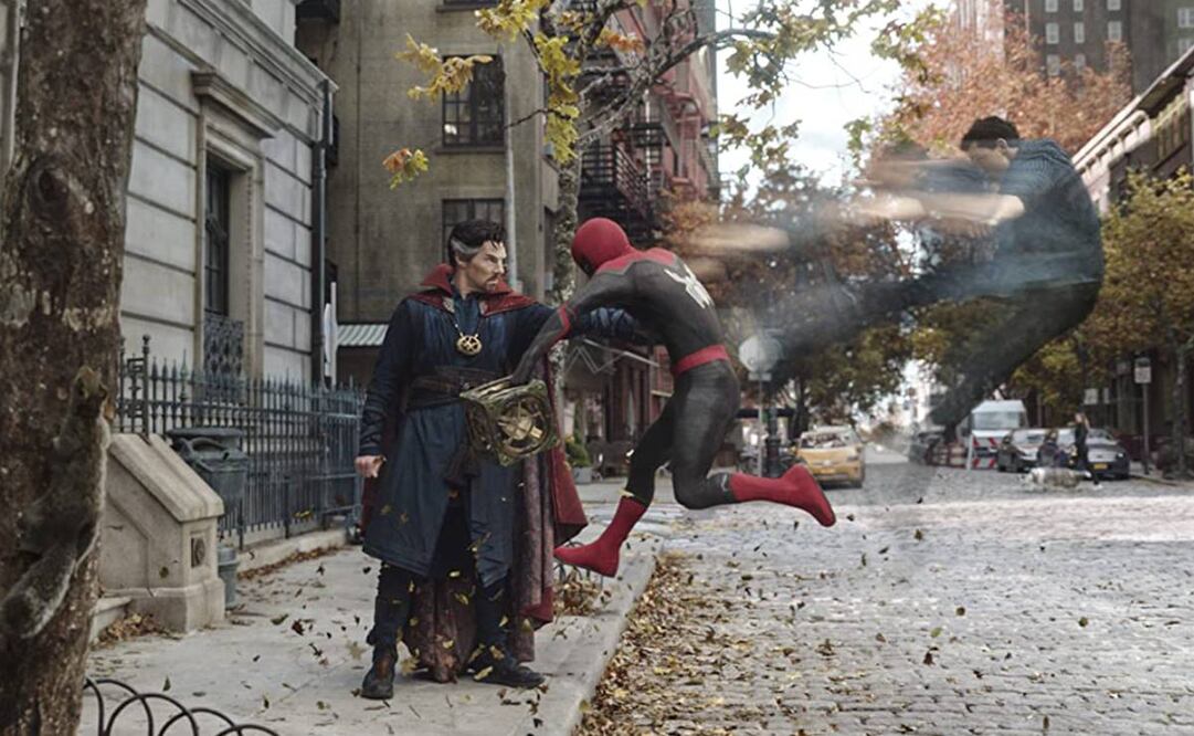 La última entrega del superhéroe arácnido está en camino de convertirse en el primer filme que supera los mil millones de dólares desde que comenzó la pandemia hace casi 2 años.