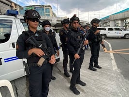 Tiroteo en secundaria de Filipinas deja 2 estudiantes y al atacante muertos; hay varios heridos
