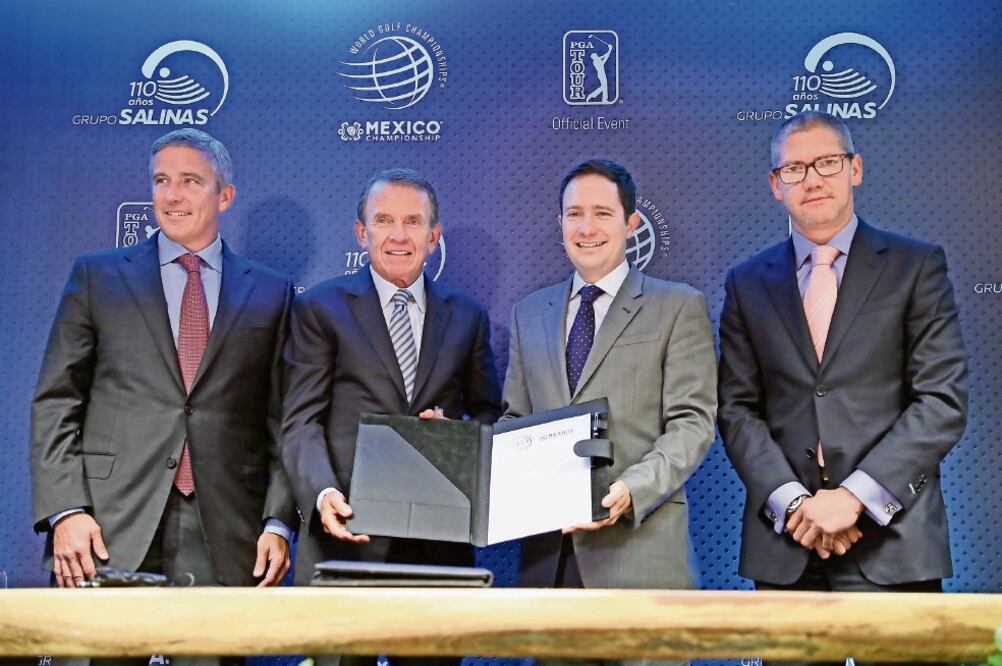 Durante el lanzamiento del World Golf Championship-Mexico Championship, evento que antes organizó Donald Trump, Tim Finchem (segundo de izquierda a derecha) precisó que el deporte no está envuelto en las elecciones de EU (GERMAN ESPINOSA. EL UNIVERSAL)