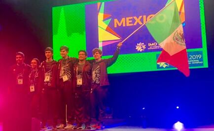 Jóvenes que apoyó Guillermo del Toro ganan medallas en Olimpiada de Matemáticas