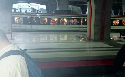 Por lluvia, tren al AIFA suspende servicio, pero lo reanuda posteriormente; Suburbano avanza a marcha lenta