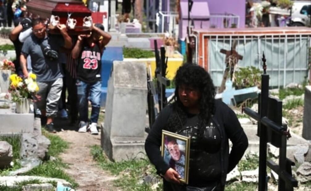 Te prometí que volverías a casa: despiden a Marwan, joven hallado en fosa clandestina de Jiquilpan 