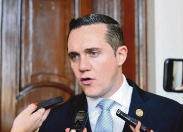 Rubalcava da la cara a usuarios por fallas del Metro