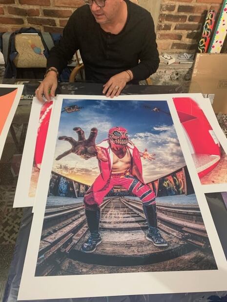 Difunden acervo de serigrafía artística de Arturo Negrete