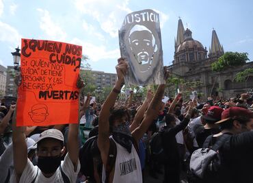 “Nos tuvieron 3 horas a rodillazos y golpes”: asistente a marcha por Giovanni López