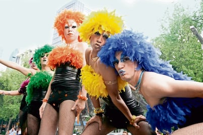 Gratis, cambio de identidad de género