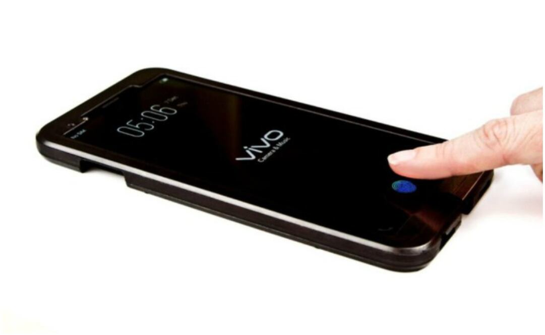 El fabricante desveló durante el CES 2018 el primer smartphone con lector de huellas dactilares integrado bajo la pantalla