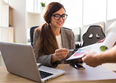 Cuáles son las 5 profesiones que serán más demandadas en 2025; descubre lo que dice la IA