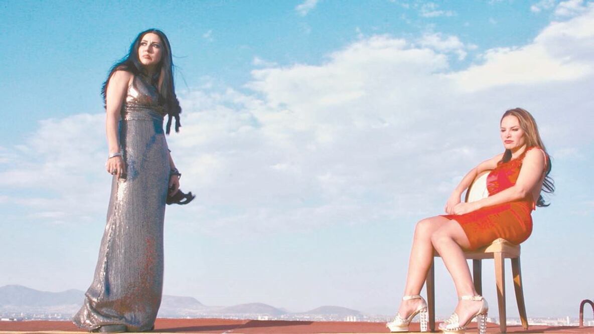 En la comedia que dirigen Fernando Sma y Julio Bekhor varios personajes son víctimas de una dealer. 3 PUERCOS FILMS