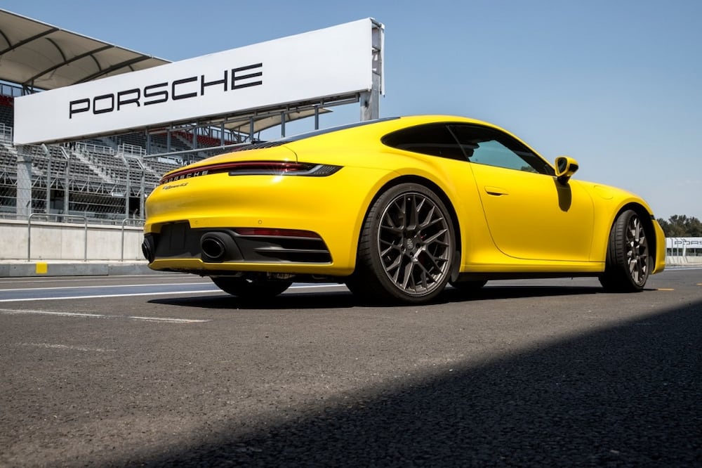 Porsche presenta la nueva generación del 911 en México