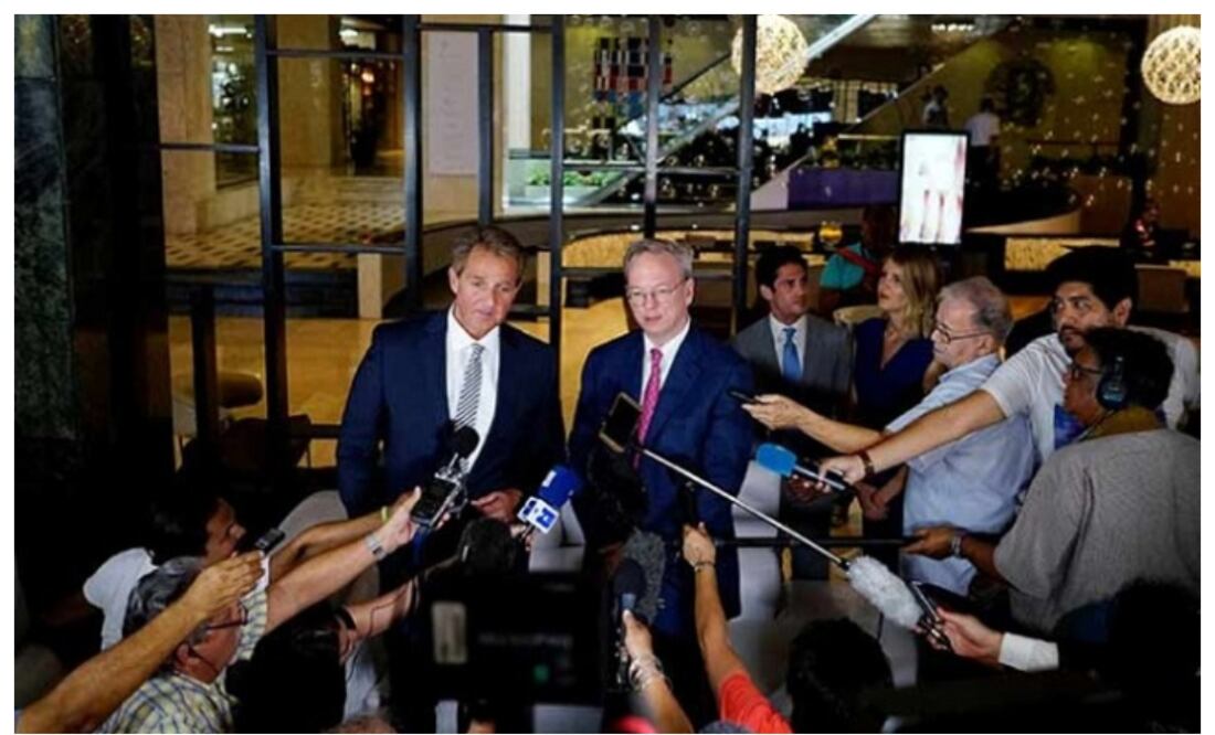 Google aprovechó la distensión de la era de Obama, que incluyó el restablecimiento de relaciones diplomáticas, para crear un pequeño centro piloto de exhibición