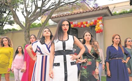 "Las vocales": Mamás convierten la escuela de sus hijos en campo de batalla 