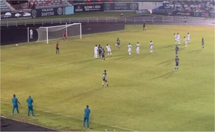 Jürgen Damm debuta con gol y besa el escudo del América