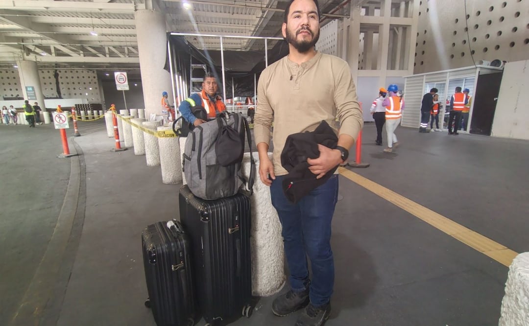 Usuarios del AICM prefieren Uber y DiDi sobre taxis del aeropuerto; señalan menor costo y mayor seguridad. Foto: Especial