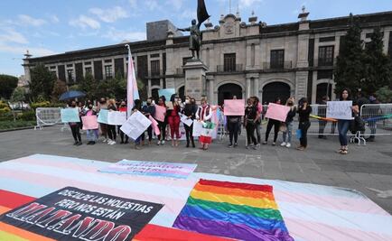 Por segundo día, comunidad LGBT exige aprobar Ley de Identidad de Género en Edomex
