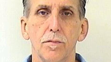 Dan 21 mdd a hombre encarcelado 38 años "por error" en EU